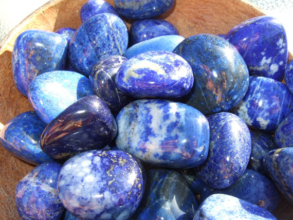 lapis lazuli crystal fakes