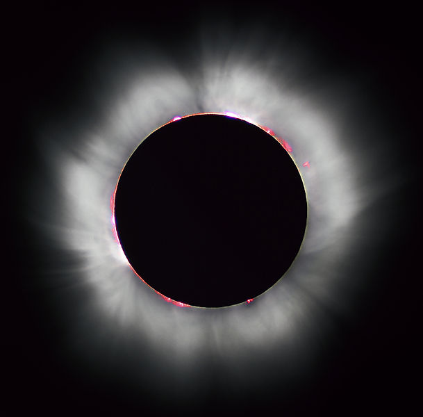 Solar eclipse during totality. Photo credit: Luc Viatour / www.Lucnix.be