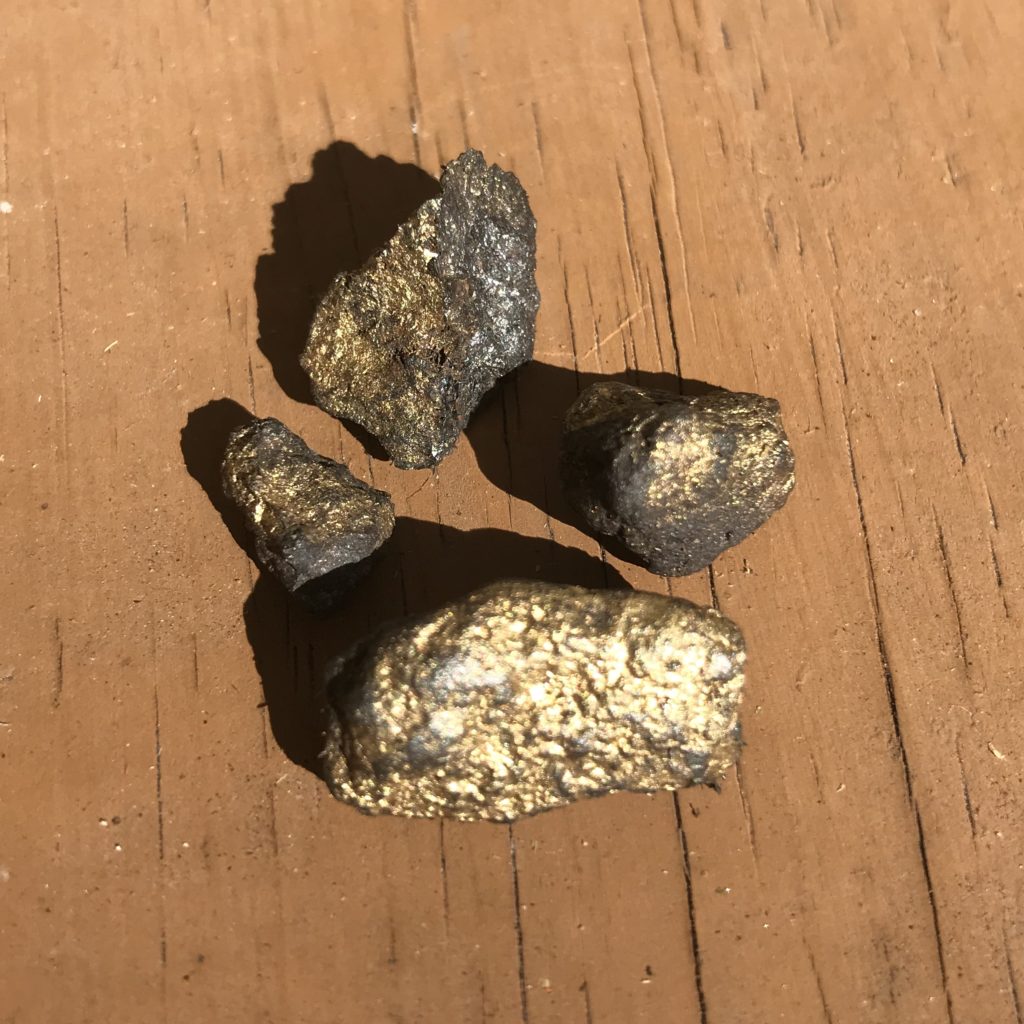 new crystal fakes Gold Lodestone